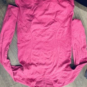 Lululemon shirt